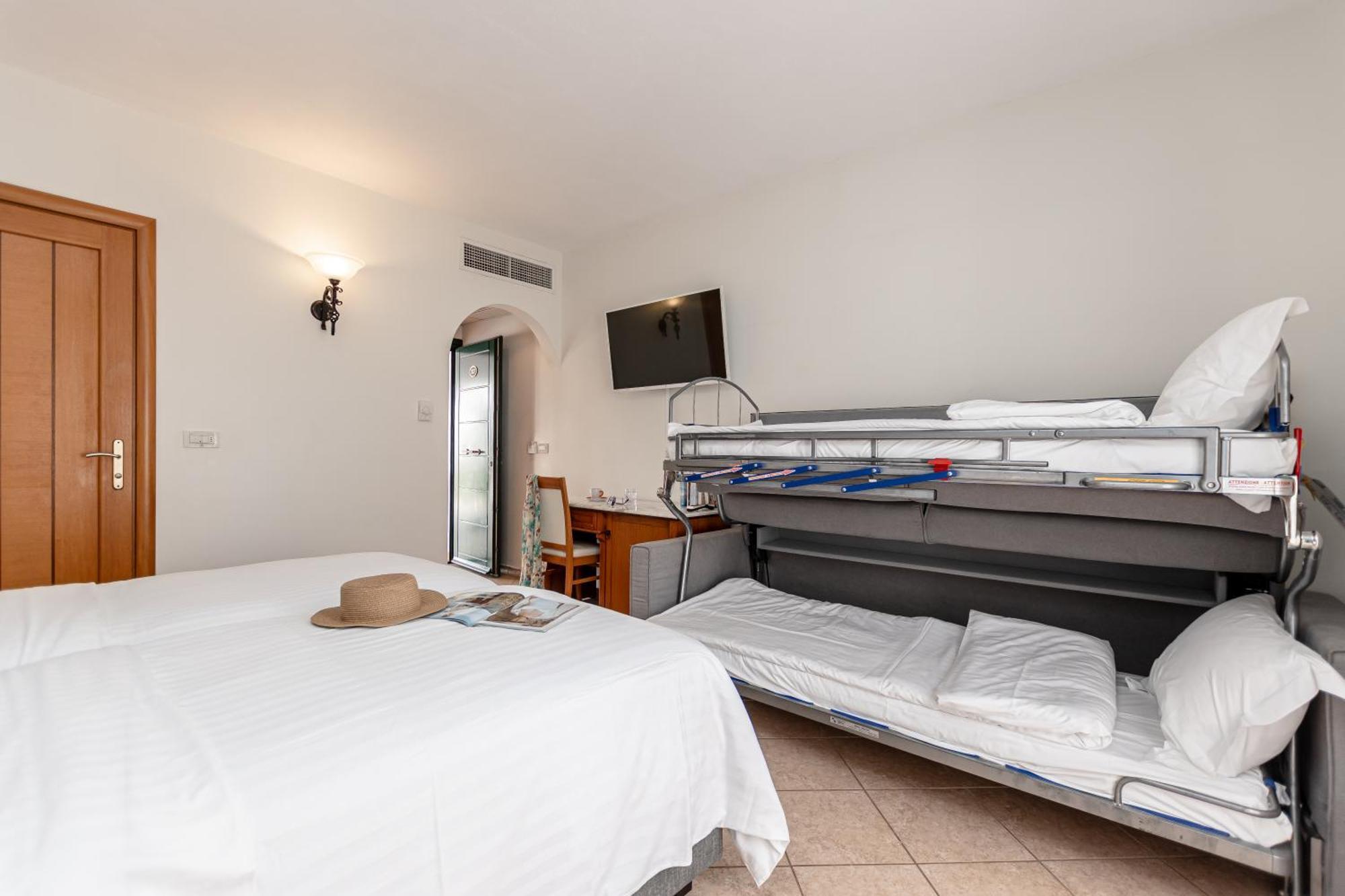 Naxos Resort Beach Hotel Naxos City Esterno foto