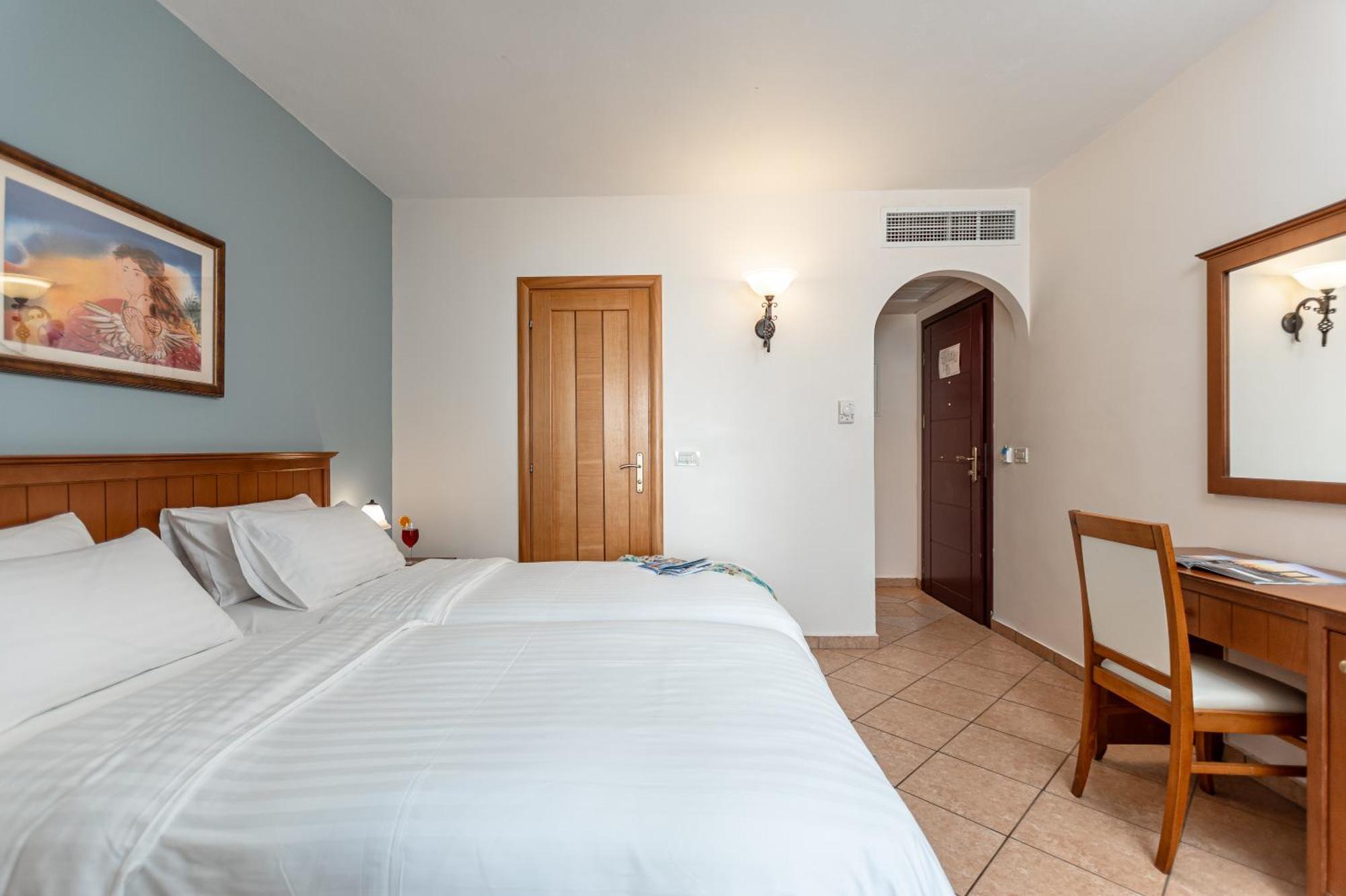 Naxos Resort Beach Hotel Naxos City Esterno foto